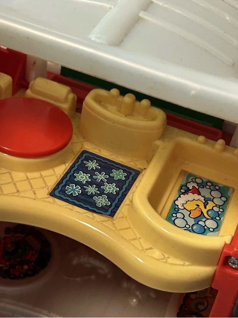READ Important Fisher-Price little people vintage Santa Claus Christmas cottage - Picture 10 of 14
